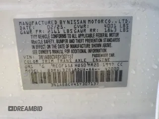2025 Nissan Sentra SV z VIN 3N1AB8CV4SY307137, wystawiony jako Copart lot #60610765 z przebiegiem 5 226 mil mil oraz Czysty tytuł • Clean title. Historia ofert i sprzedaży dostępna na DreamBid. Obrazek 12.