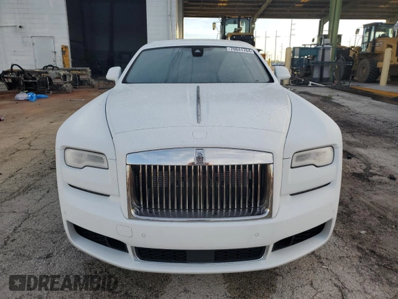 2020 Rolls-Royce Ghost z VIN SCAFK4C02LU201085, wystawiony jako Copart lot #79841764 z przebiegiem 14 001 mil mil oraz Szkody całkowita. Historia ofert i sprzedaży dostępna na DreamBid. Obrazek 5.