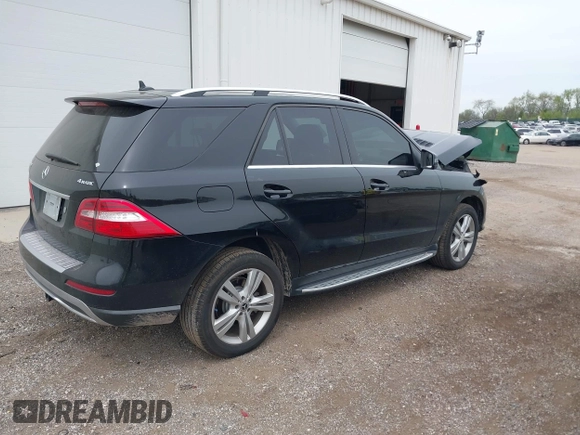 2013 Mercedes-Benz M 350 с VIN 4JGDA5HB9DA195139, выставлен на аукционе IAAI как лот 42156450 с пробегом 74 651 миль миль и . История ставок и продаж доступна на DreamBid. Изображение 4.