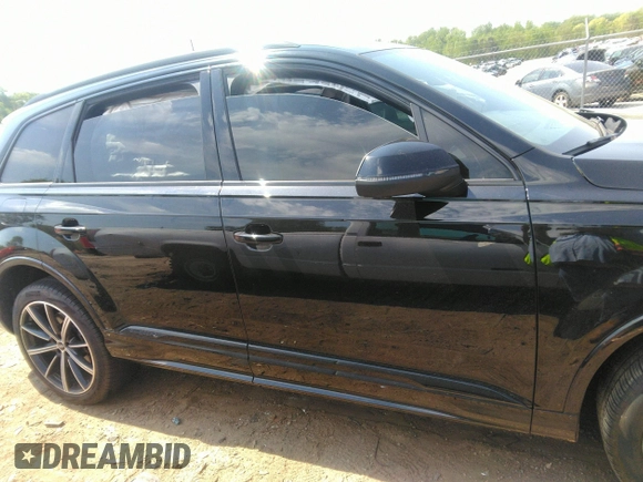 2021 Audi Q7 Premium Plus with VIN WA1LXAF72MD031553, listed as a IAAI auction lot 42071156 with 40,388 mi miles and . Bid and sale history available at DreamBid. Image 13.