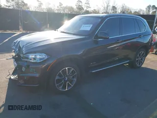 2017 BMW X5 xDrive50i z VIN 5UXKR6C34H0J85462, wystawiony jako IAAI lot #41768496 z przebiegiem 109 596 mil mil oraz . Historia ofert i sprzedaży dostępna na DreamBid. Obrazek 18.