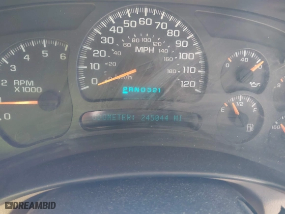 2004 Chevrolet Tahoe LT with VIN 1GNEC13ZX4R166600, listed as a IAAI auction lot 41728301 with 245,044 mi miles. Bid and sale history available at carsss.com. Image 7.