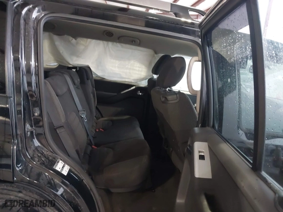 2011 Nissan Pathfinder LE with VIN 5N1AR1NB8BC633188, listed as a IAAI auction lot 41608356 with 128,377 mi miles. Bid and sale history available at carsss.com. Image 8.
