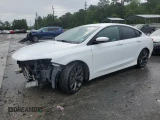 2015 Chrysler 200 S z VIN 1C3CCCBG6FN551761, wystawiony jako Copart lot #56421485 z przebiegiem 162 041 mil mil oraz Szkody całkowita. Historia ofert i sprzedaży dostępna na DreamBid. Obrazek 1.
