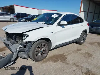 2016 BMW X4 xDrive28i z VIN 5UXXW3C59G0R19977, wystawiony jako IAAI lot #41840665 z przebiegiem 69 353 mil mil oraz . Historia ofert i sprzedaży dostępna na DreamBid. Obrazek 2.