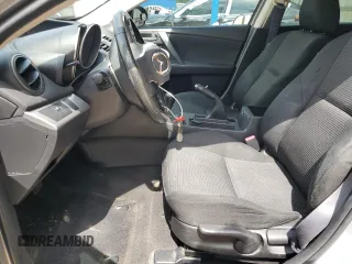 2013 Mazda 3 i Touring z VIN JM1BL1V7XD1766278, wystawiony jako Copart lot #60024815 z przebiegiem 143 490 mil mil oraz Szkoda całkowita • Salvage title. Historia ofert i sprzedaży dostępna na DreamBid. Obrazek 7.