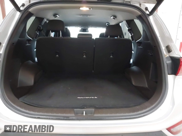 2019 Hyundai Santa Fe SEL with VIN 5NMS33AD3KH119117, listed as a IAAI auction lot 40968190 with 100,350 mi miles and . Bid and sale history available at DreamBid. Image 16.