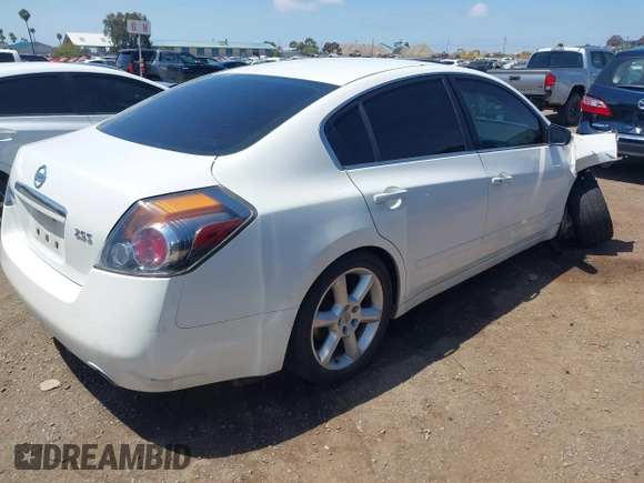2009 Nissan Altima S with VIN 1N4AL21E19C155529, listed as a IAAI auction lot 42093236 with 210,256 mi miles and . Bid and sale history available at DreamBid. Image 4.