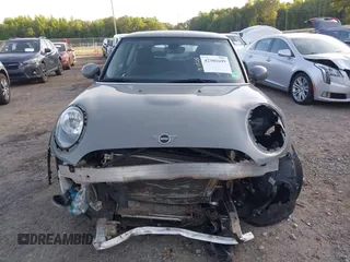 2019 MINI Hardtop Cooper with VIN WMWXP5C57K2H30039, listed as a IAAI auction lot 42301699 with 67,473 mi miles and . Bid and sale history available at DreamBid. Image 13.