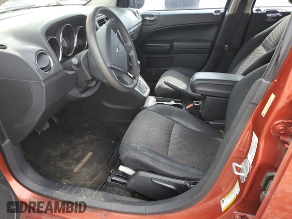 2010 Dodge Caliber Mainstreet z VIN 1B3CB3HA1AD568937, wystawiony jako Copart lot #55159255 z przebiegiem 128 014 mil mil oraz Szkody całkowita. Historia ofert i sprzedaży dostępna na DreamBid. Obrazek 7.