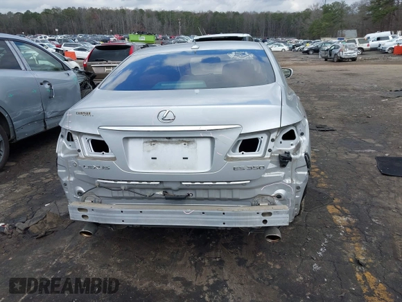2010 Lexus ES with VIN JTHBK1EG8A2350138, listed as a IAAI auction lot 41732117 with 162,929 mi miles. Bid and sale history available at carsss.com. Image 16.