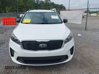 2019 Kia Sorento S V6 with VIN 5XYPG4A57KG605108, listed as a IAAI auction lot 41899611 with 121,198 mi miles. Bid and sale history available at carsss.com. Image 6.