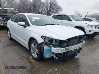 2018 Ford Fusion Hybrid SE with VIN 3FA6P0LU6JR177745, listed as a IAAI auction lot 41433376 with 97,025 mi miles. Bid and sale history available at carsss.com. Image 1.
