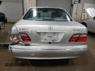2000 Mercedes-Benz E-Class with VIN WDBJF82J1YX030388, listed as a Copart auction lot 86384974 with 212,596 mi miles and Salvage Title. Bid and sale history available at carsss.com. Image 6.