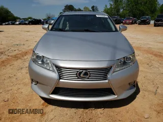 2014 Lexus ES 330 z VIN JTHBK1GG6E2105714, wystawiony jako Copart lot #52778825 z przebiegiem 125 153 mil mil oraz Szkoda całkowita • Salvage title. Historia ofert i sprzedaży dostępna na DreamBid. Obrazek 5.