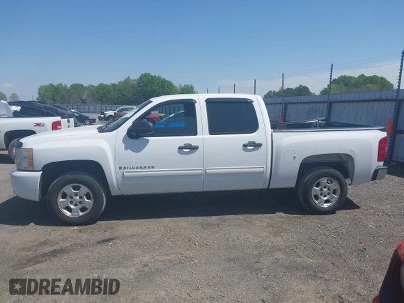 2009 Chevrolet Silverado 1500 LT with VIN 3GCEC23039G118833, listed as a IAAI auction lot 42018681 with 212,044 mi miles. Bid and sale history available at carsss.com. Image 14.