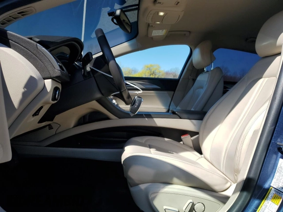 2018 Lincoln MKZ Hybrid Premiere with VIN 3LN6L5KU8JR620400, listed as a Copart auction lot 53672695 with 102,300 mi miles and Clean title. Bid and sale history available at DreamBid. Image 7.