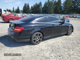 2015 Mercedes-Benz C 250 z VIN WDDGJ4HB7FG376564, wystawiony jako Copart lot #55530935 z przebiegiem 145 687 mil mil oraz Czysty tytuł • Clean title. Historia ofert i sprzedaży dostępna na DreamBid. Obrazek 3.