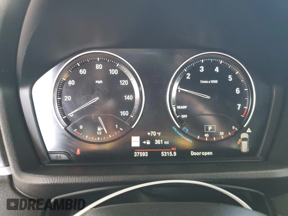 2021 BMW X1 sDrive28i z VIN WBXJG7C01M5T08696, wystawiony jako Copart lot #48004855 z przebiegiem 37 593 mil mil oraz Szkody całkowita. Historia ofert i sprzedaży dostępna na DreamBid. Obrazek 9.