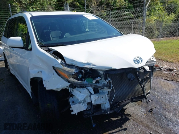 2015 Toyota Sienna SE with VIN 5TDXK3DC0FS657546, listed as a IAAI auction lot 42183750 with 137,157 mi miles and . Bid and sale history available at DreamBid. Image 6.