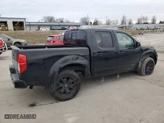 2018 Nissan Frontier SV V6 with VIN 1N6AD0EV2JN760798, listed as a Copart auction lot 44124885 with 104,767 mi miles and Salvage Title. Bid and sale history available at carsss.com. Image 3.
