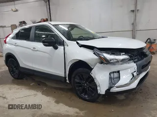 2018 Mitsubishi Eclipse Cross LE with VIN JA4AT4AA3JZ065619, listed as a IAAI auction lot 42390084 with 119,004 mi miles and . Bid and sale history available at DreamBid. Image 1.