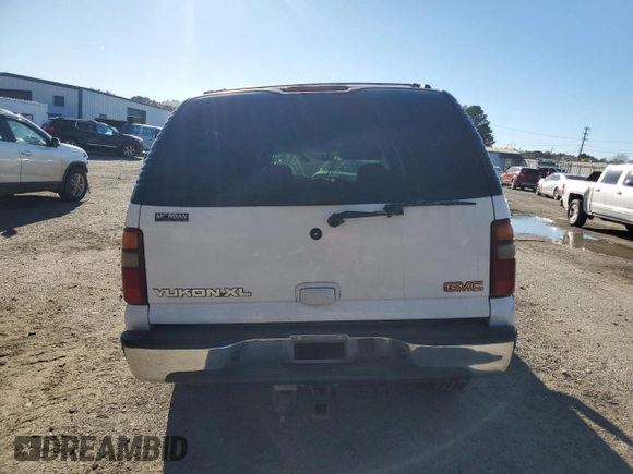 2002 GMC Yukon XL SLT with VIN 3GKEC16Z92G209569, listed as a Copart auction lot 86191554 with 0 mi miles and Salvage Title. Bid and sale history available at carsss.com. Image 6.