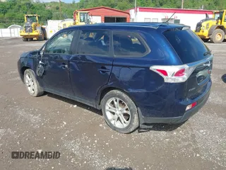 2014 Mitsubishi Outlander SE z VIN JA4AZ3A36EZ006533, wystawiony jako IAAI lot #42178162 z przebiegiem 160 851 mil mil oraz . Historia ofert i sprzedaży dostępna na DreamBid. Obrazek 3.