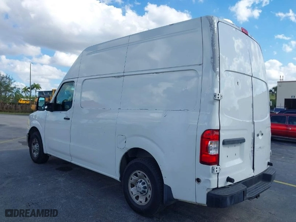 2018 Nissan NV SV with VIN 1N6AF0LY6JN807161, listed as a IAAI auction lot 41684084 with 189,721 mi miles. Bid and sale history available at carsss.com. Image 3.