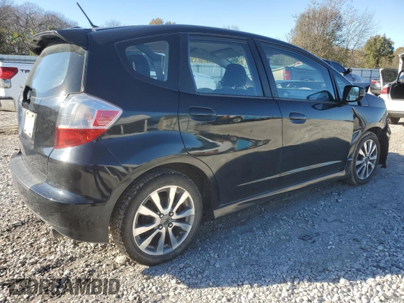 2013 Honda Fit Sport with VIN JHMGE8H54DC033780, listed as a Copart auction lot 79557204 with 67,384 mi miles and Clean Title. Bid and sale history available at carsss.com. Image 3.