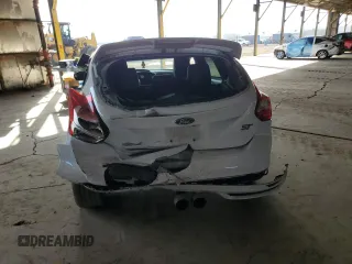 2014 Ford Focus ST with VIN 1FADP3L9XEL209508, listed as a Copart auction lot 47121505 with 83,283 mi miles and Salvage Title. Bid and sale history available at carsss.com. Image 6.
