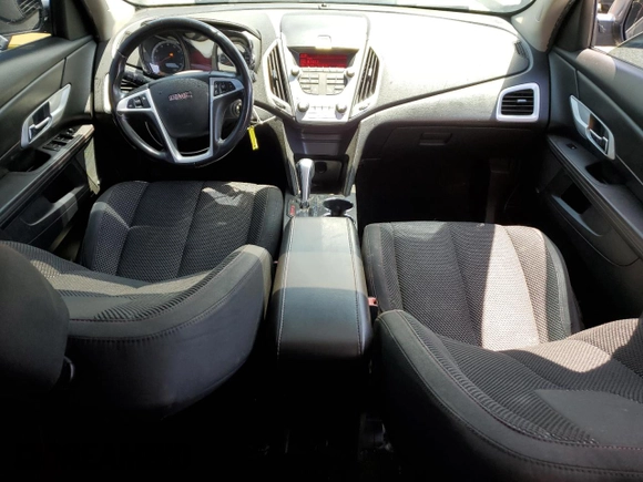 2011 GMC Terrain SLE-2 z VIN 2CTALSEC4B6249281, wystawiony jako Copart lot #57477015 z przebiegiem 152 583 mil mil oraz Szkody całkowita. Historia ofert i sprzedaży dostępna na DreamBid. Obrazek 8.