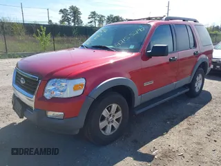 2006 Ford Explorer XLT with VIN 1FMEU73E26UB58007, listed as a IAAI auction lot 42155292 with 129,592 mi miles. Bid and sale history available at carsss.com. Image 2.