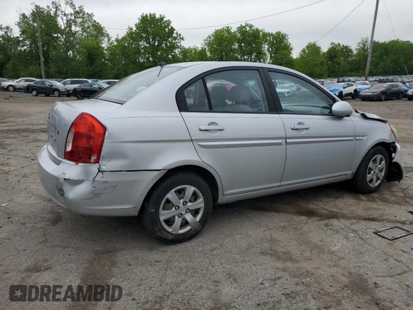 2008 Hyundai Accent GLS with VIN KMHCN46C48U205120, listed as a Copart auction lot 58738075 with 158,061 mi miles and Salvage title. Bid and sale history available at DreamBid. Image 3.
