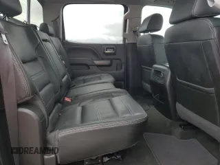 2017 GMC Sierra 2500HD Denali z VIN 1GT12UEY0HF114366, wystawiony jako Copart lot #54540275 z przebiegiem 78 066 mil mil oraz Szkoda całkowita • Salvage title. Historia ofert i sprzedaży dostępna na DreamBid. Obrazek 10.
