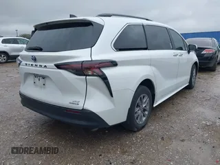 2023 Toyota Sienna XLE с VIN 5TDYRKEC9PS155998, выставлен на аукционе IAAI как лот 41888627 с пробегом 58 167 миль миль и . История ставок и продаж доступна на DreamBid. Изображение 4.