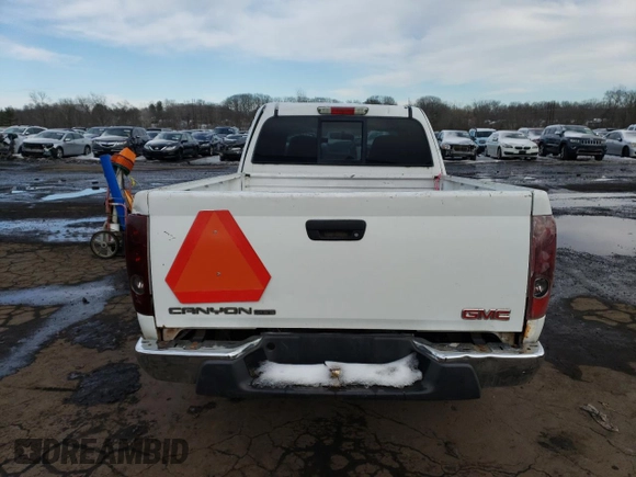 2006 GMC Canyon SLE1 with VIN 1GTDT196X68274242, listed as a Copart auction lot 45194515 with 186,463 mi miles and Non Repairable. Bid and sale history available at carsss.com. Image 6.