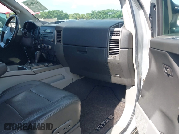 2004 Nissan Titan SE с VIN 1N6AA06B64N576675, выставлен на аукционе IAAI как лот 42689929 с пробегом 57 120 миль миль и . История ставок и продаж доступна на DreamBid. Изображение 5.