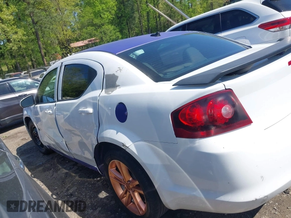 2013 Dodge Avenger SXT z VIN 1C3CDZCB2DN544550, wystawiony jako IAAI lot #42007740 z przebiegiem 85 714 mil mil oraz . Historia ofert i sprzedaży dostępna na DreamBid. Obrazek 15.