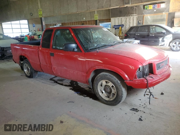 2000 GMC Sonoma SLS with VIN 1GTCS19W1Y8304827, listed as a Copart auction lot 47727685 with 254,655 mi miles and Non Repairable. Bid and sale history available at DreamBid. Image 4.