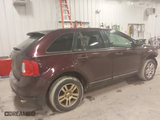 2011 Ford Edge SE with VIN 2FMDK3GC8BBA15727, listed as a IAAI auction lot 41687497 with 121,415 mi miles. Bid and sale history available at carsss.com. Image 4.