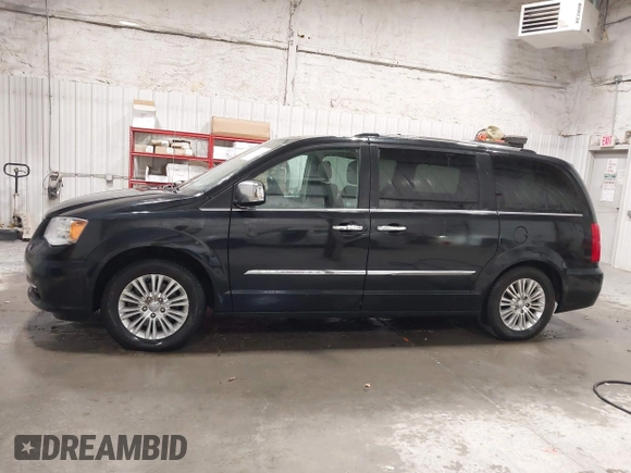 2014 Chrysler Town & Country Limited z VIN 2C4RC1GG0ER112673, wystawiony jako IAAI lot #42487731 z przebiegiem 107 207 mil mil oraz . Historia ofert i sprzedaży dostępna na DreamBid. Obrazek 14.