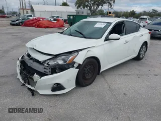 2020 Nissan Altima S z VIN 1N4BL4BV2LC228722, wystawiony jako IAAI lot #41638753 z przebiegiem 164 716 mil mil oraz . Historia ofert i sprzedaży dostępna na DreamBid. Obrazek 17.