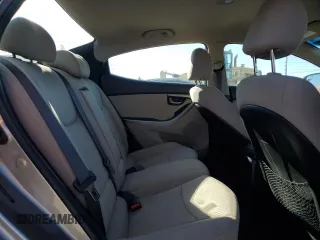 2015 Hyundai Elantra SE с VIN 5NPDH4AE7FH648622, выставлен на аукционе Copart как лот 50572715 с пробегом 76 807 миль миль и Списание • Salvage title. История ставок и продаж доступна на DreamBid. Изображение 10.