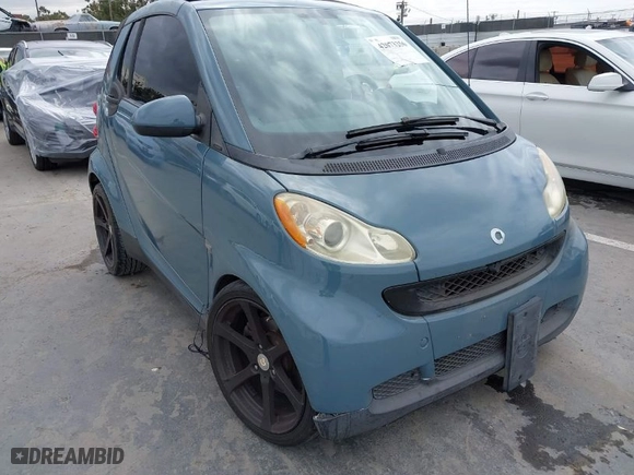 2008 Smart fortwo Passion with VIN WMEEK31X28K158970, listed as a IAAI auction lot 42073256 with 66,703 mi miles. Bid and sale history available at carsss.com. Image 6.
