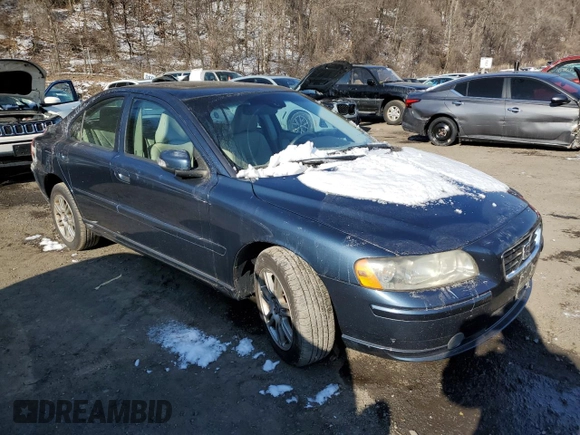 2008 Volvo S60 2.5T with VIN YV1RH592682701511, listed as a Copart auction lot 42283755 with 79,806 mi miles and Salvage Title. Bid and sale history available at carsss.com. Image 4.
