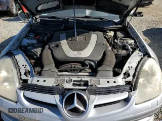 2006 Mercedes-Benz SLK 350 with VIN WDBWK56F96F113561, listed as a Copart auction lot 63230525 with 180,838 mi miles and Clean title. Bid and sale history available at DreamBid. Image 13.