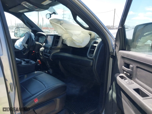 2022 Ram 2500 Tradesman with VIN 3C6UR5HJ0NG118075, listed as a IAAI auction lot 41742502 with 1 mi miles. Bid and sale history available at carsss.com. Image 5.