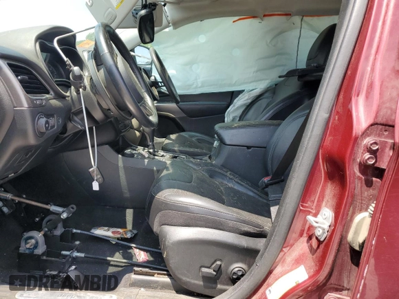 2019 Jeep Cherokee Limited with VIN 1C4PJMDX1KD345303, listed as a Copart auction lot 59298185 with 166,168 mi miles and Salvage title. Bid and sale history available at DreamBid. Image 7.