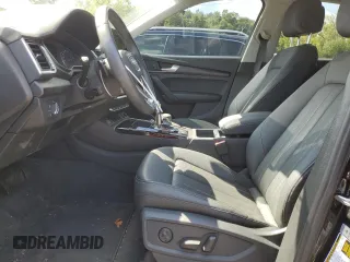 2021 Audi Q5 Premium with VIN WA1AAAFY0M2093580, listed as a Copart auction lot 68907334 with 9,755 mi miles and Salvage Title. Bid and sale history available at carsss.com. Image 7.